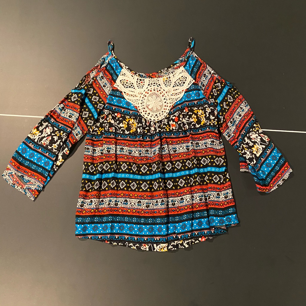 Pattern Art Class Top